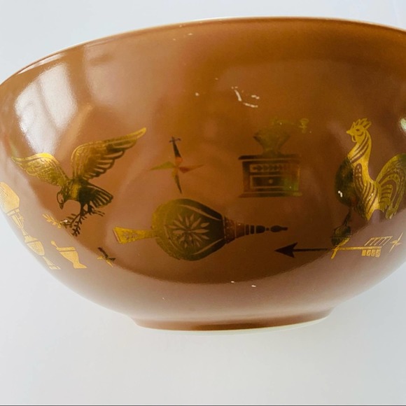 Pyrex | Early American Vintage 4 Qt Cinderella Mixing Bowl - Picture 12 of 13